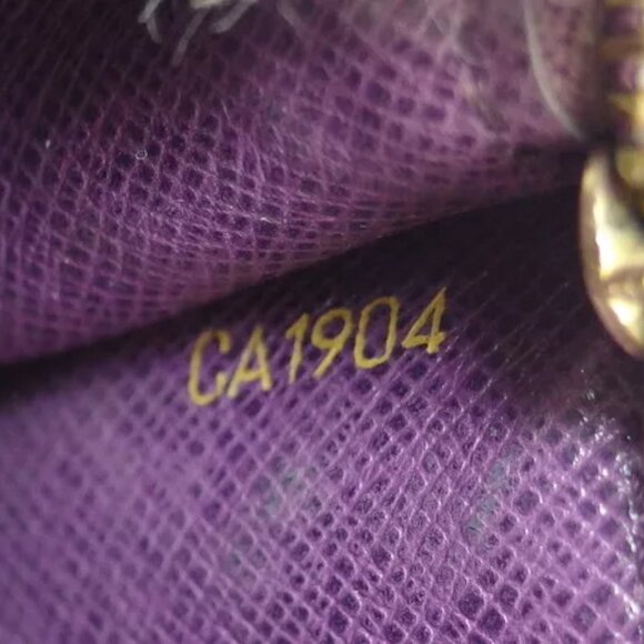 LOUIS VUITTON Long Wallet Epi Tassiri Epi Leather Authentic Used - Picture 5 of 10